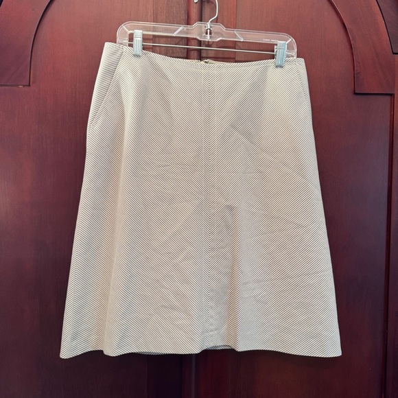 Vintage Banana Republic Lined Cream Striped Midi A-Line Skirt for Work Size 8 - Picture 1 of 9